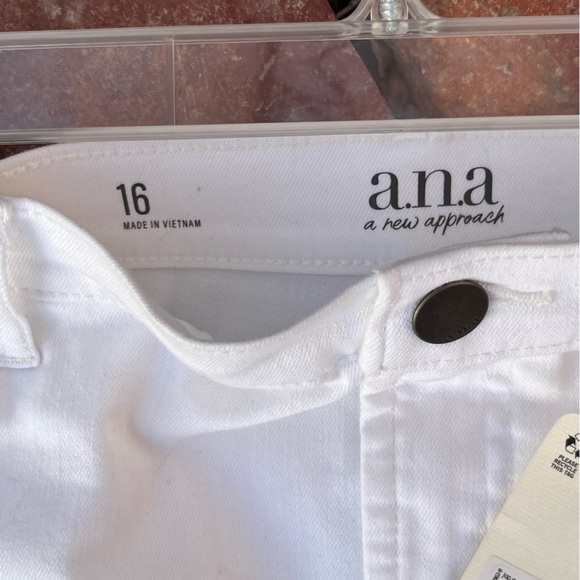 Ana White Denim Skirt - Picture 2 of 4